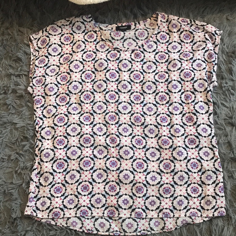 Patterned blouse